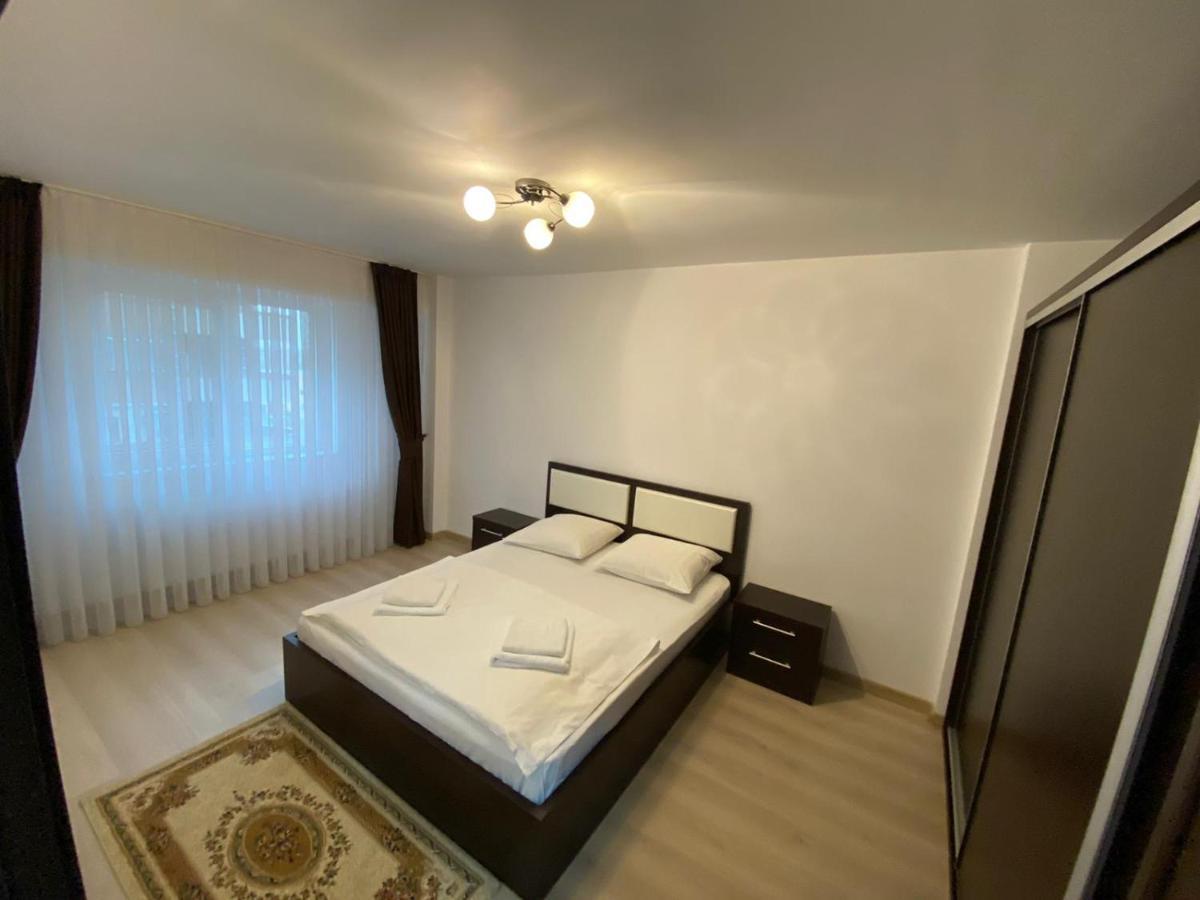Apartament Stefan Appartamento Gran Varadino Esterno foto